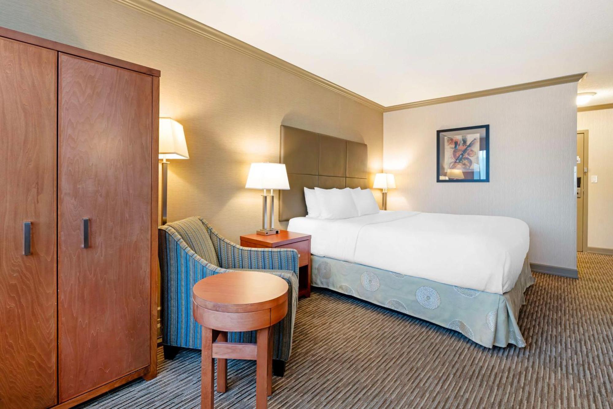 Best Western Plus Barclay Hotel Port Alberni Exterior foto